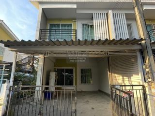 À vendre 3 chambres maison de ville à Mueang Samut Sakhon, Samut Sakhon