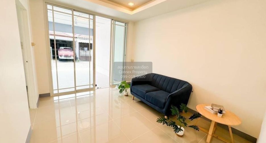 Reihenhaus zum Kauf mit 2 Zimmer in Bang Bua Thong, Nonthaburi