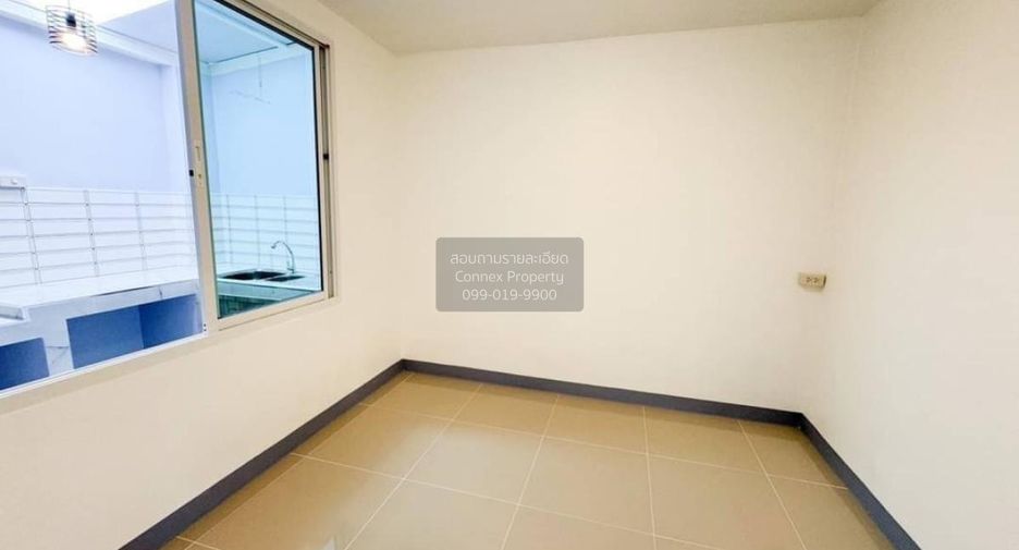Reihenhaus zum Kauf mit 2 Zimmer in Bang Bua Thong, Nonthaburi