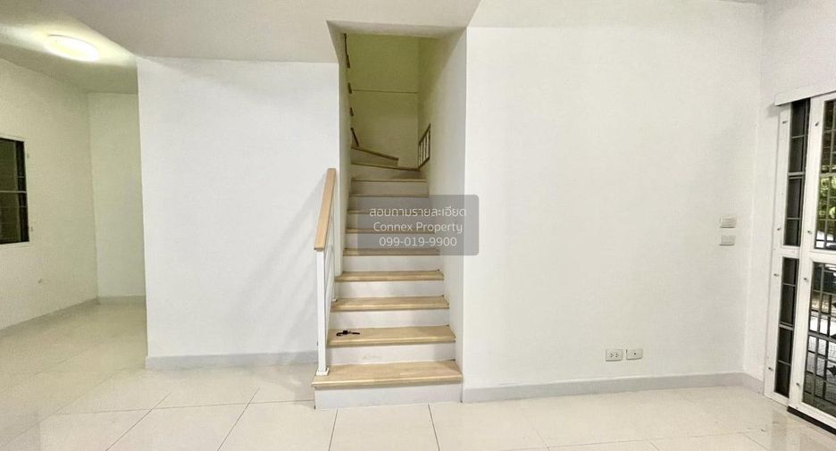 Reihenhaus zum Kauf mit 3 Zimmer in Pak Kret, Nonthaburi