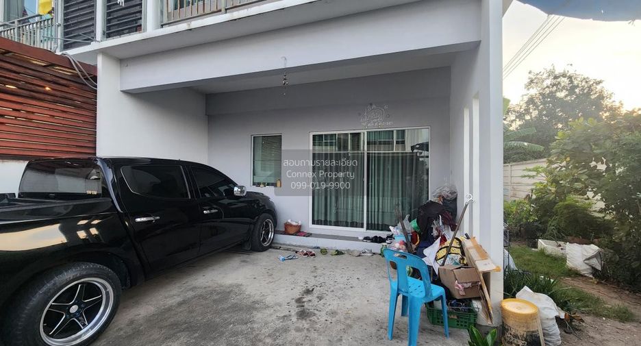 For sale 3 bedrooms townhouse in Sai Noi, Nonthaburi