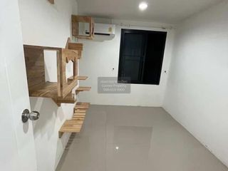 For sale 5 ベッドルーム house in Mueang Samut Sakhon, Samut Sakhon