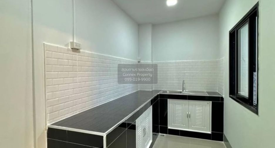 Reihenhaus zum Kauf mit 2 Zimmer in Bang Bua Thong, Nonthaburi