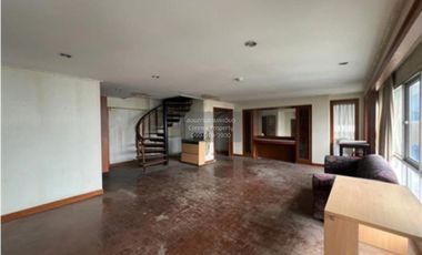 Condo en venta de 3 habitaciones en Chatuchak, Bangkok