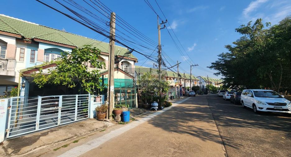For sale 3 bedrooms townhouse in Bang Bua Thong, Nonthaburi