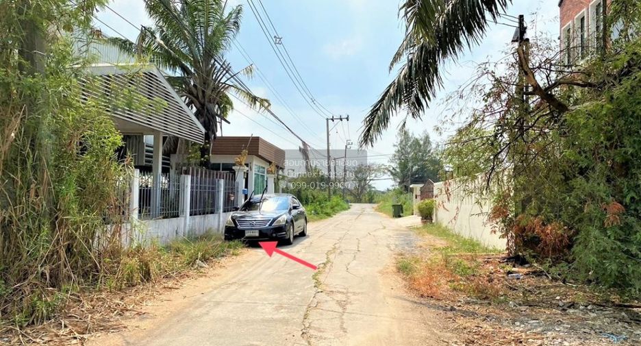 Haus zum Kauf mit 4 Zimmer in Khlong Sam Wa, Bangkok