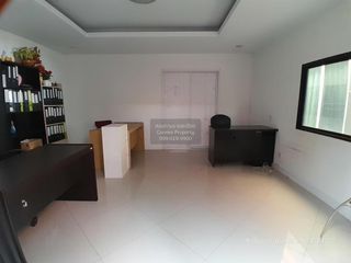 Casa en venta de 3 habitaciones en Khan Na Yao, Bangkok