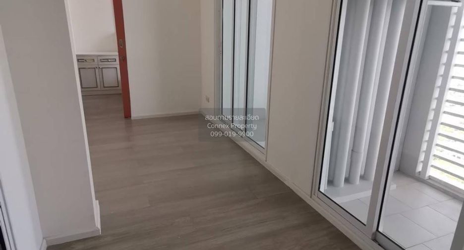 For sale 2 bedrooms condo in Bang Phlat, Bangkok