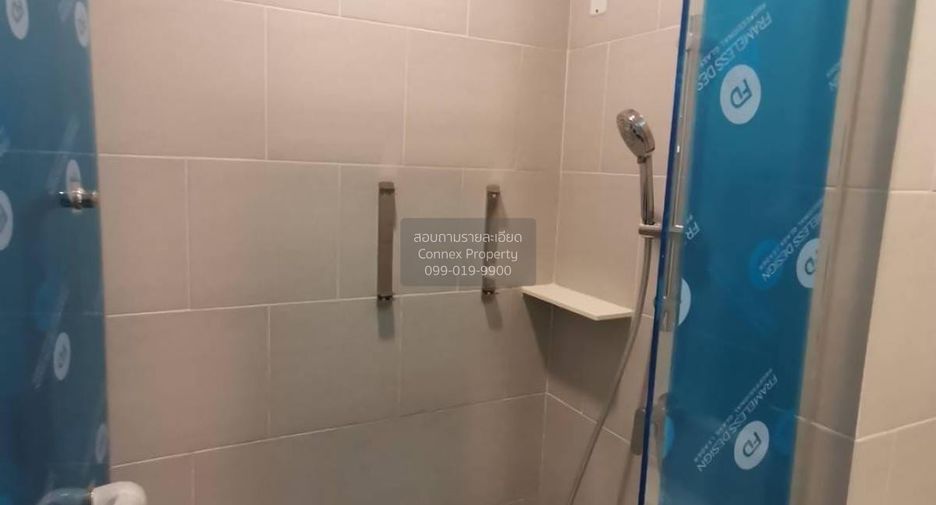 For sale 2 bedrooms condo in Bang Phlat, Bangkok