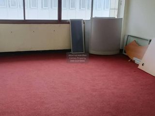 For sale 5 bedrooms retail Space in Chatuchak, Bangkok