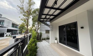 Haus zum Kauf mit 3 Zimmer in Bang Phli, Samut Prakan