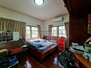 Haus zum Kauf mit 4 Zimmer in Taling Chan, Bangkok