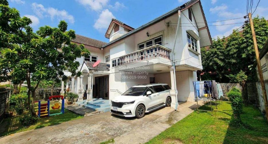 Haus zum Kauf mit 4 Zimmer in Taling Chan, Bangkok