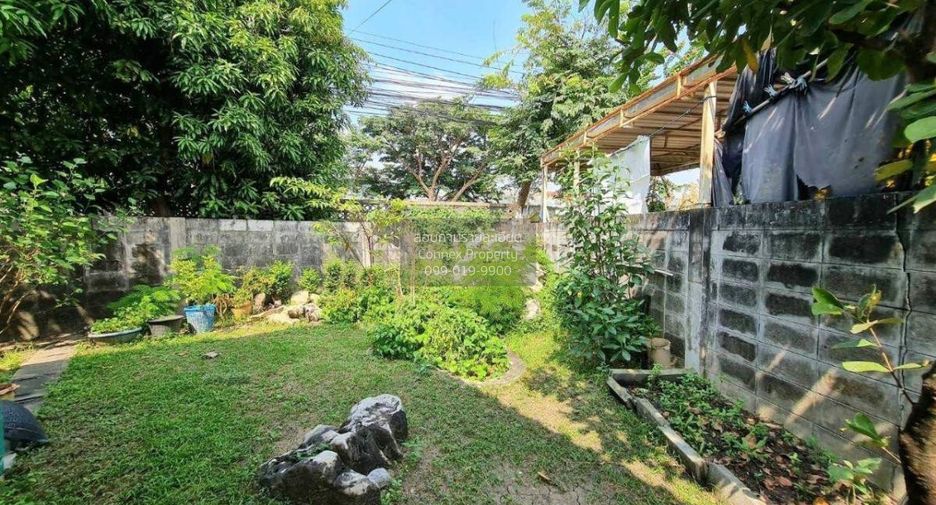 Haus zum Kauf mit 4 Zimmer in Taling Chan, Bangkok