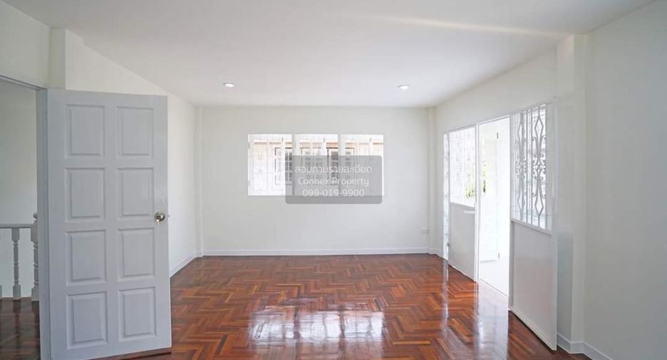 Casa en venta de 3 habitaciones en Bang Khun Thian, Bangkok