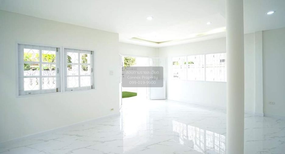Casa en venta de 3 habitaciones en Bang Khun Thian, Bangkok
