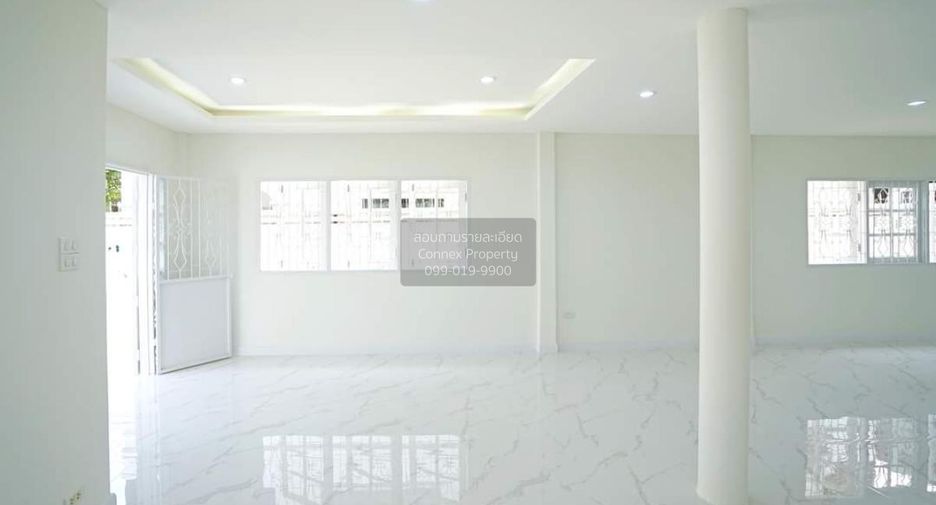 Casa en venta de 3 habitaciones en Bang Khun Thian, Bangkok