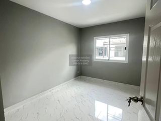 Reihenhaus zum Kauf mit 2 Zimmer in Pak Kret, Nonthaburi