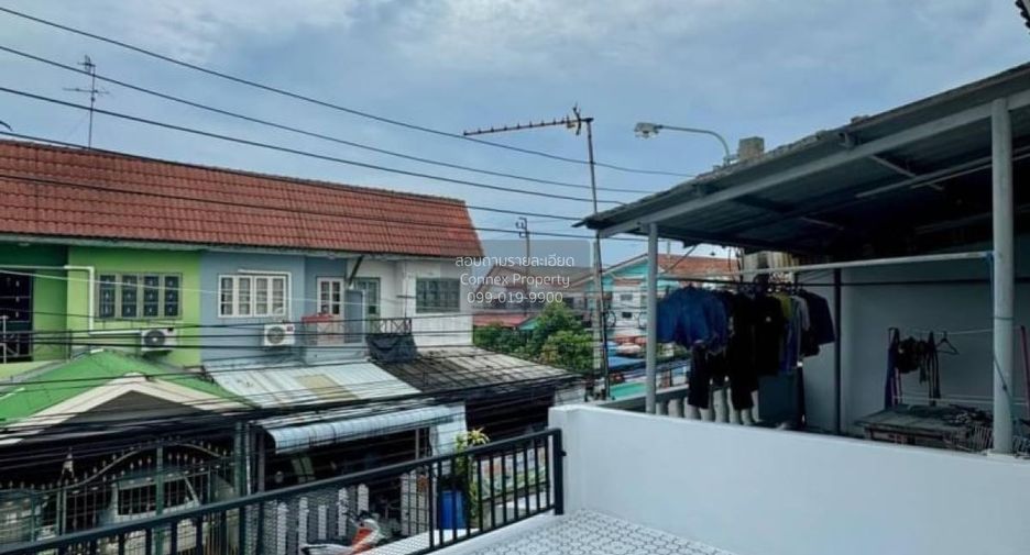 Reihenhaus zum Kauf mit 2 Zimmer in Bang Bua Thong, Nonthaburi