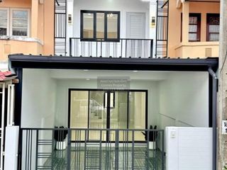 Reihenhaus zum Kauf mit 3 Zimmer in Pak Kret, Nonthaburi