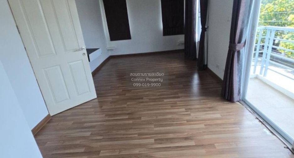 Haus zum Kauf mit 3 Zimmer in Bang Bua Thong, Nonthaburi