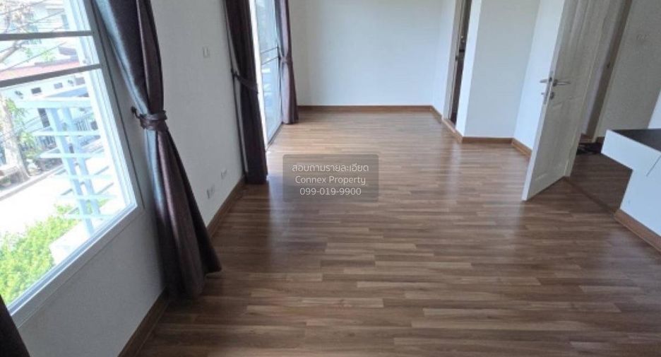 Haus zum Kauf mit 3 Zimmer in Bang Bua Thong, Nonthaburi