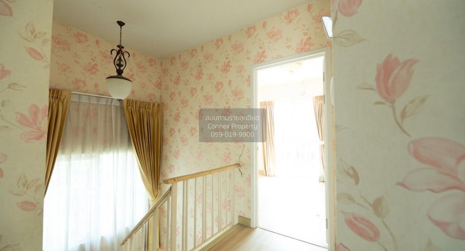 À vendre 3 chambres maison à Sai Noi, Nonthaburi