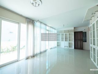 出售 3 卧室 独立屋 在 Sai Noi, Nonthaburi