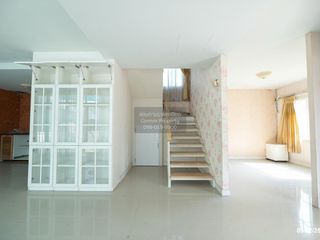 出售 3 卧室 独立屋 在 Sai Noi, Nonthaburi