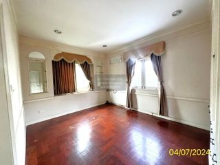 Casa en venta de 4 habitaciones en Mueang Nonthaburi, Nonthaburi