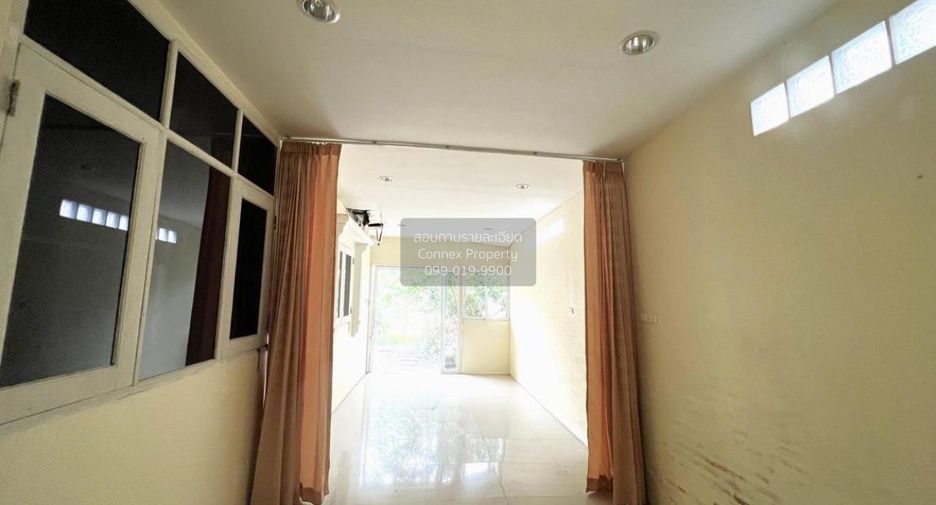 Casa en venta de 4 habitaciones en Mueang Nonthaburi, Nonthaburi
