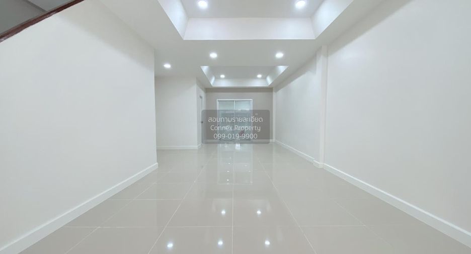 Reihenhaus zum Kauf mit 2 Zimmer in Bang Bua Thong, Nonthaburi