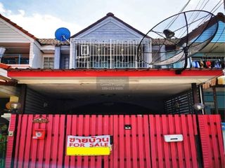 Reihenhaus zum Kauf mit 3 Zimmer in Pak Kret, Nonthaburi
