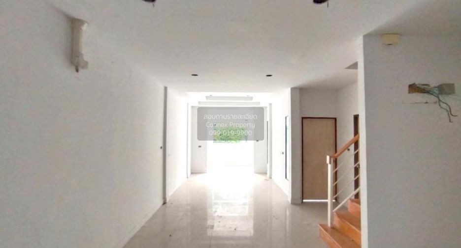 For sale 3 bedrooms townhouse in Bang Bua Thong, Nonthaburi