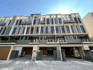 For rent 3 ベッドルーム townhouse in Wang Thonglang, Bangkok