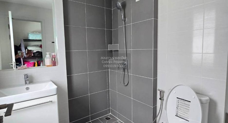 出租 4 卧室 独立屋 在 Mueang Pathum Thani, Pathum Thani