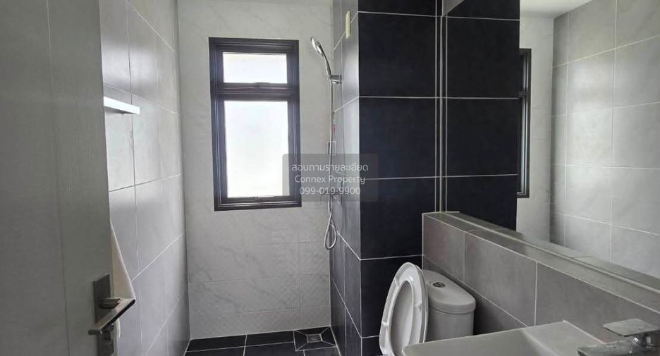 出租 4 卧室 独立屋 在 Mueang Pathum Thani, Pathum Thani