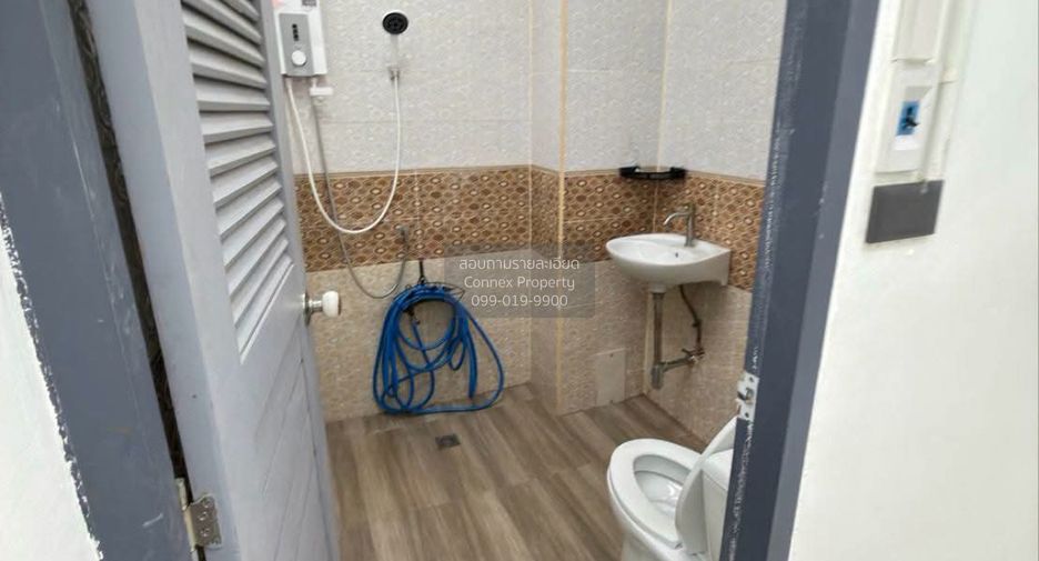 For rent 2 bedrooms townhouse in Mueang Nonthaburi, Nonthaburi