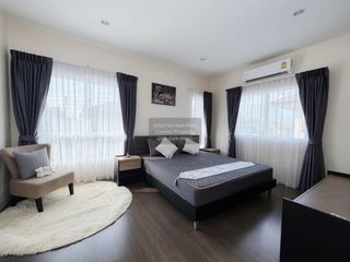 Haus zur Miete mit 4 Zimmer in Mueang Phuket, Phuket