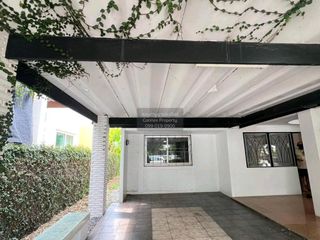 For rent 3 bedrooms house in Saphan Sung, Bangkok