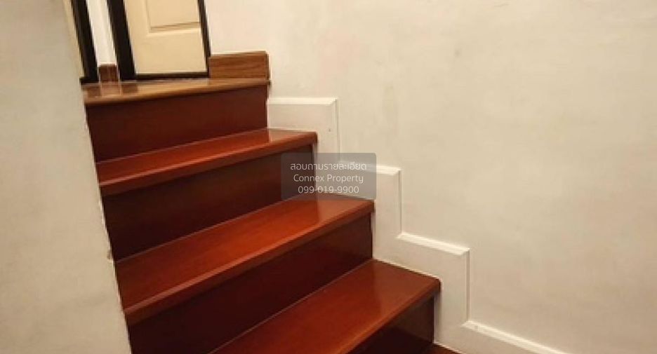 Haus zur Miete mit 4 Zimmer in Bang Kruai, Nonthaburi
