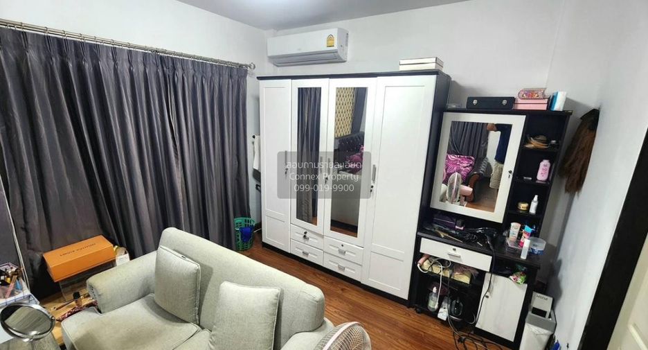 Haus zur Miete mit 4 Zimmer in Bang Kruai, Nonthaburi