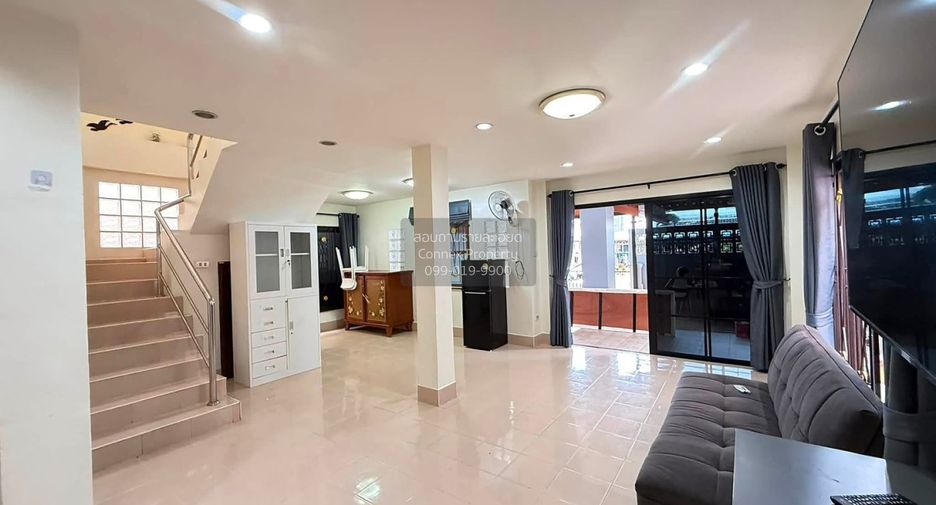 Haus zur Miete mit 3 Zimmer in Mueang Phuket, Phuket