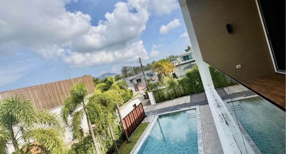 Haus zur Miete mit 4 Zimmer in Mueang Phuket, Phuket