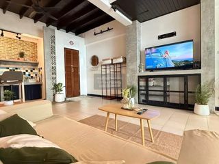 Haus zur Miete mit 2 Zimmer in Mueang Phuket, Phuket