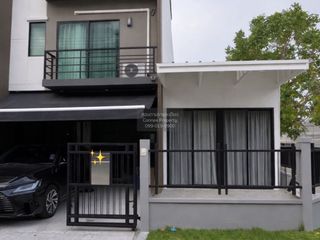 For rent 3 bedrooms townhouse in Bang Kruai, Nonthaburi