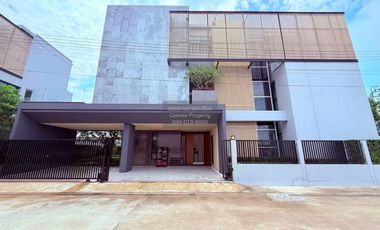 Haus zur Miete mit 3 Zimmer in Mueang Nonthaburi, Nonthaburi