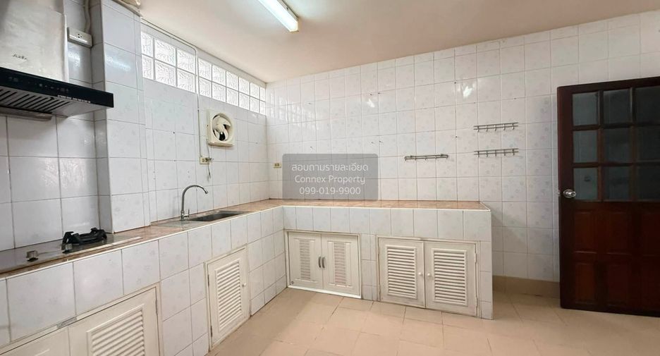 Haus zur Miete mit 3 Zimmer in Mueang Phuket, Phuket