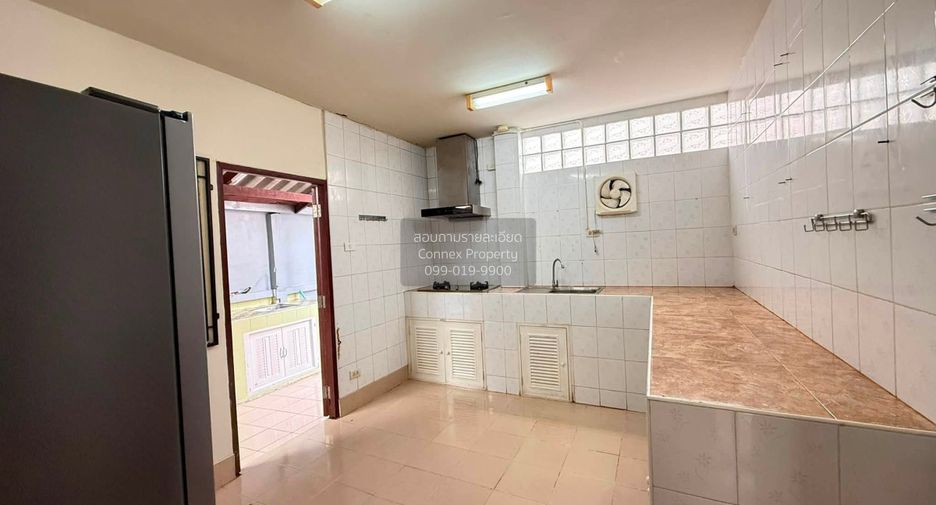 Haus zur Miete mit 3 Zimmer in Mueang Phuket, Phuket