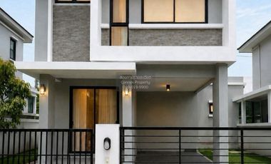 For rent 4 bedrooms house in Bang Lamung, Chonburi
